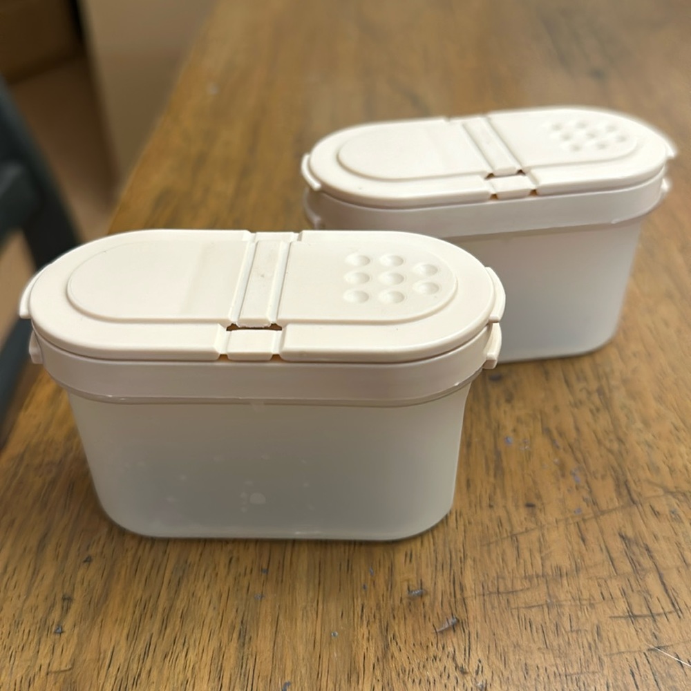 Tupperware containers for seasonings